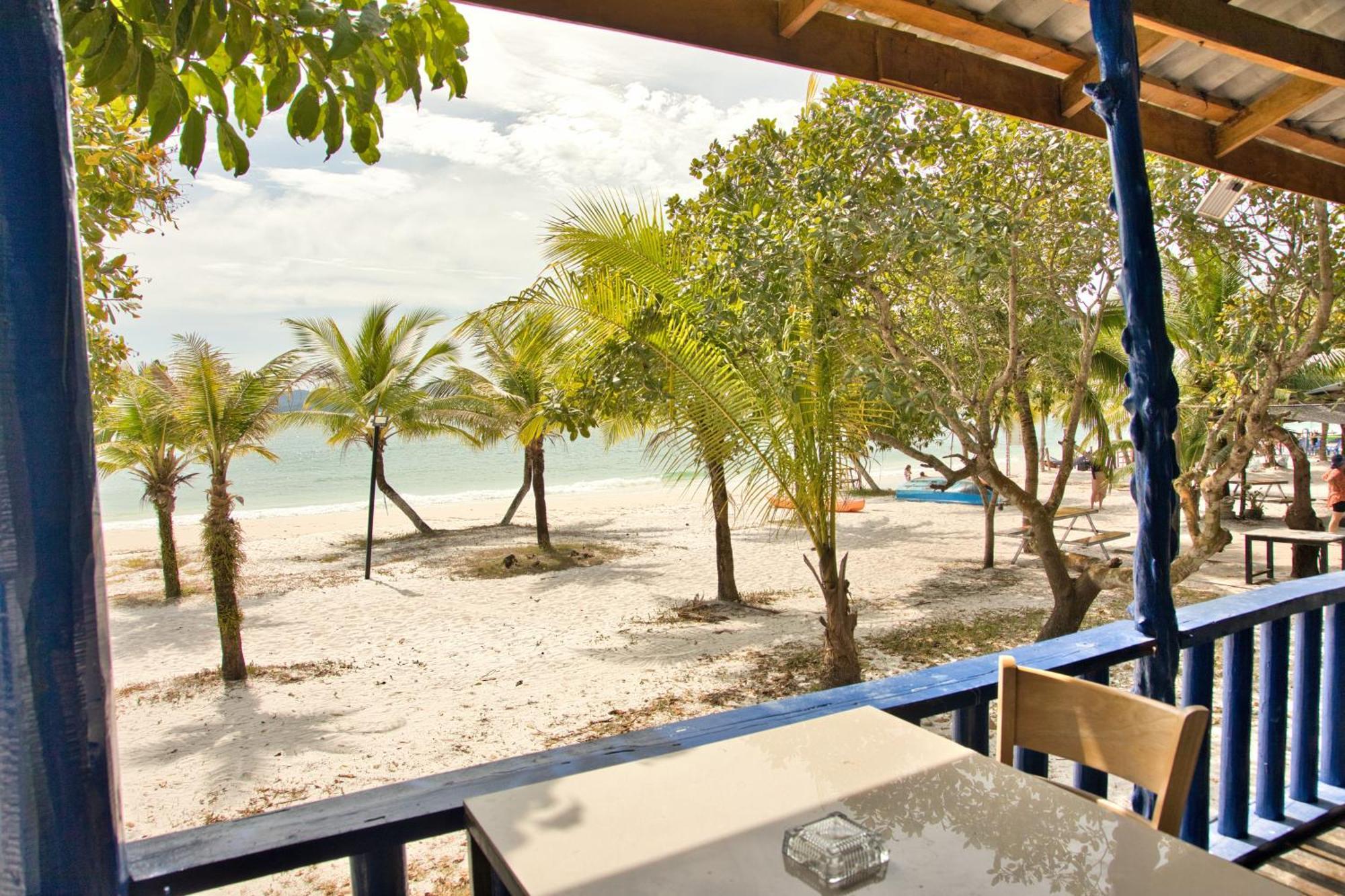 Koh Rong Beach Hostel And Bungalows Kaoh Touch Exterior foto