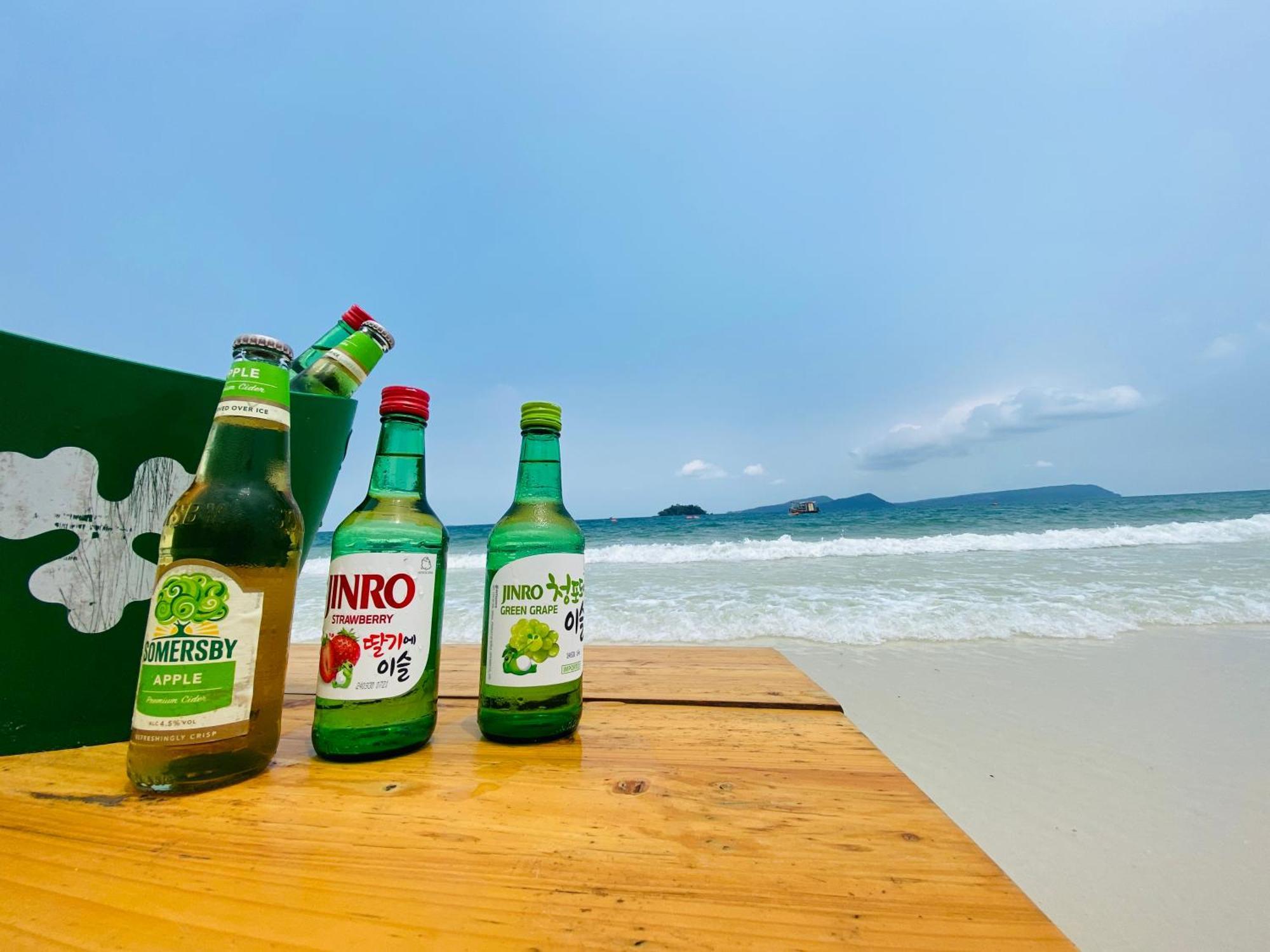 Koh Rong Beach Hostel And Bungalows Kaoh Touch Exterior foto