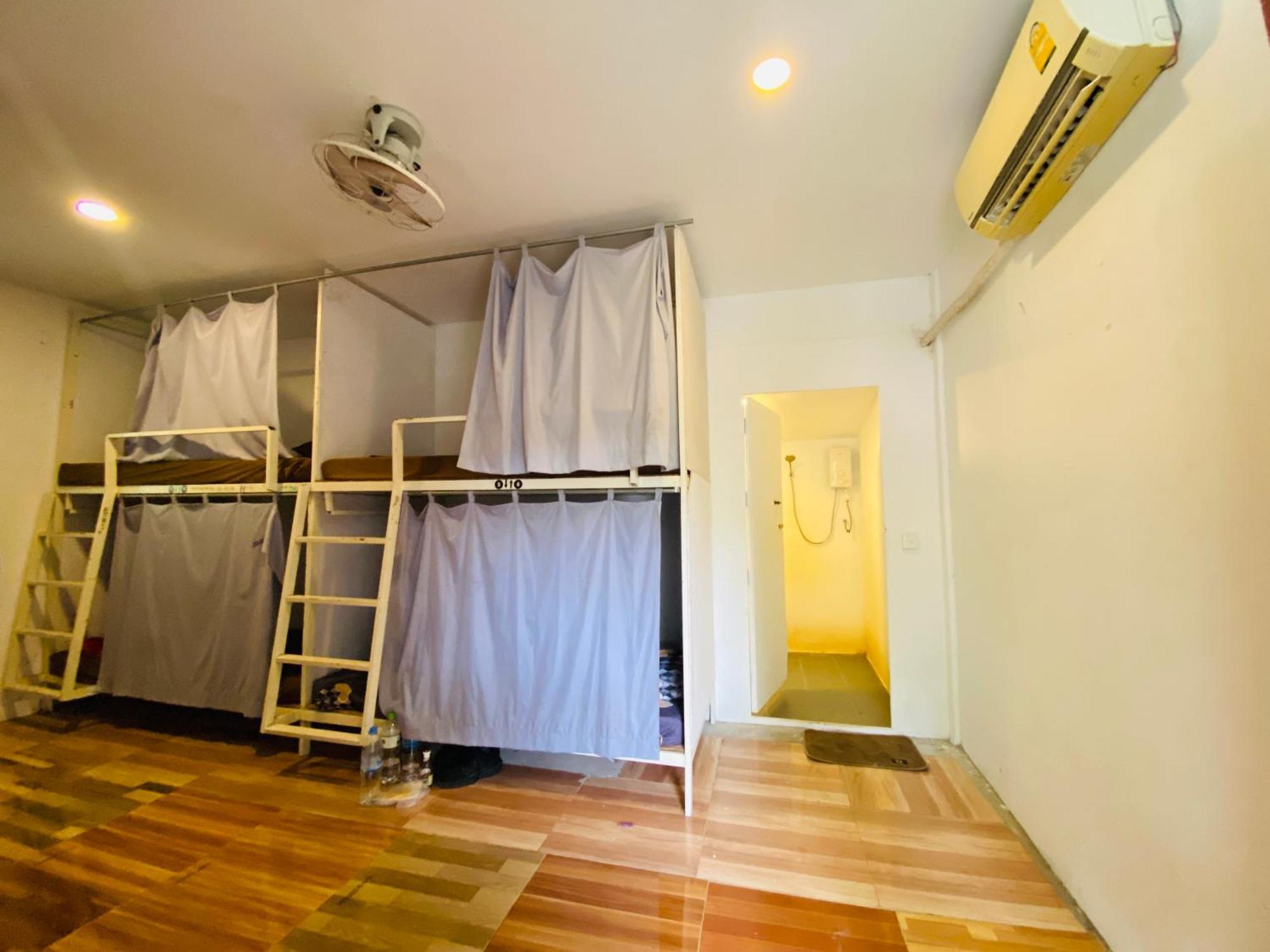 Koh Rong Beach Hostel And Bungalows Kaoh Touch Exterior foto