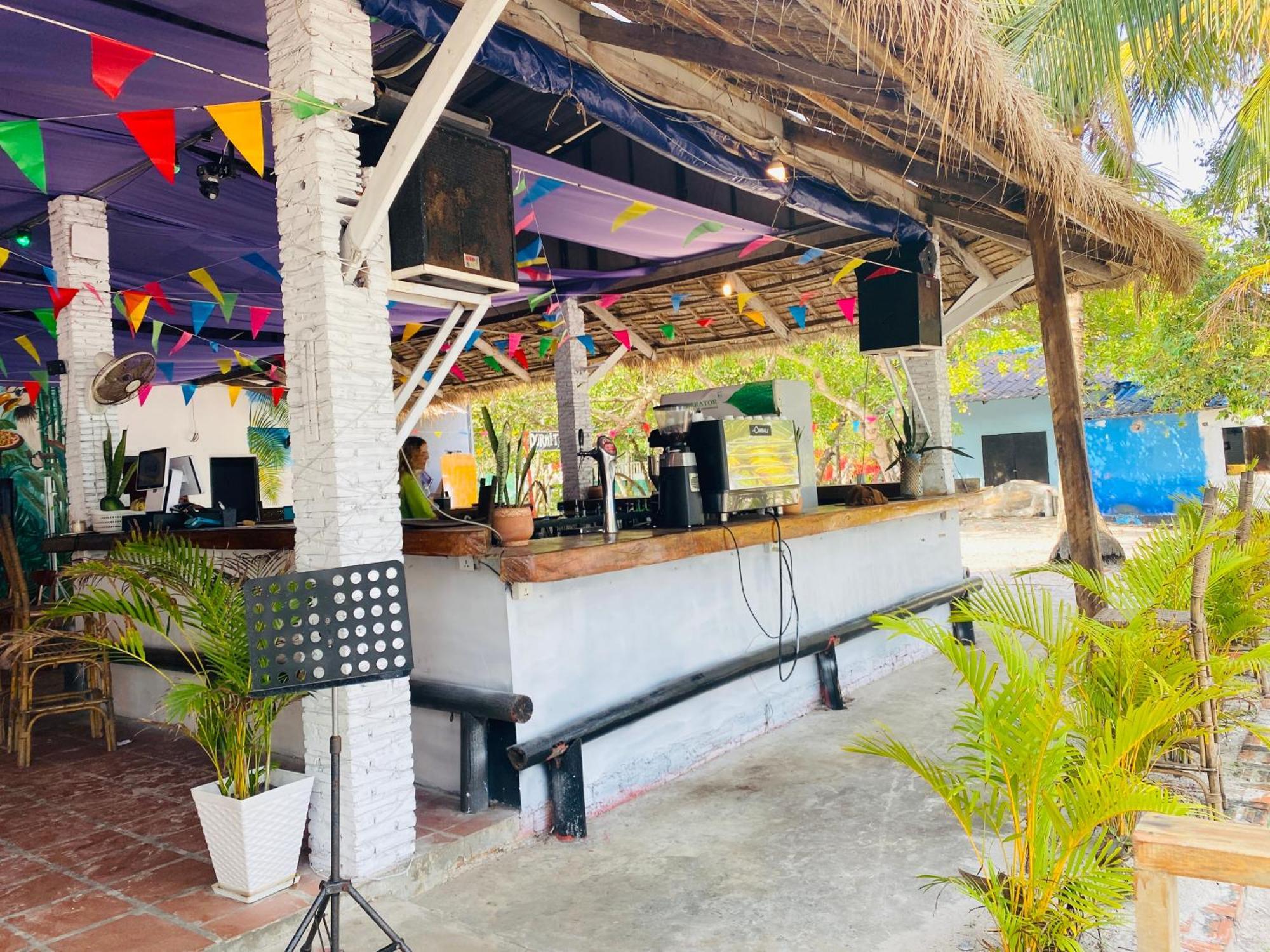 Koh Rong Beach Hostel And Bungalows Kaoh Touch Exterior foto